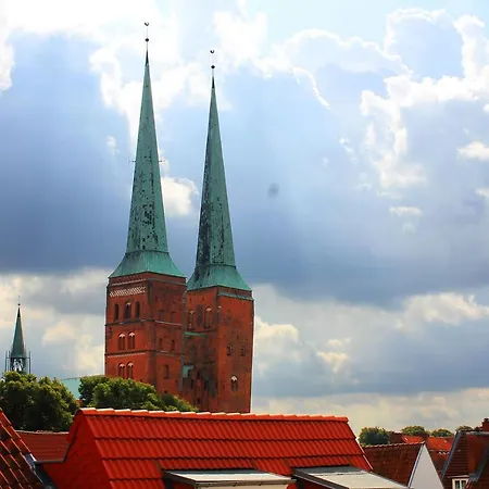 Ξενοδοχείο Cvjm Am Dom 2*