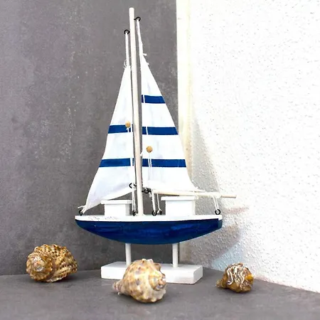 Cvjm Am Dom 2* Λίμπεκ