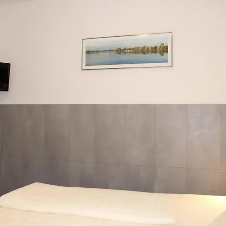 Cvjm Am Dom Λίμπεκ