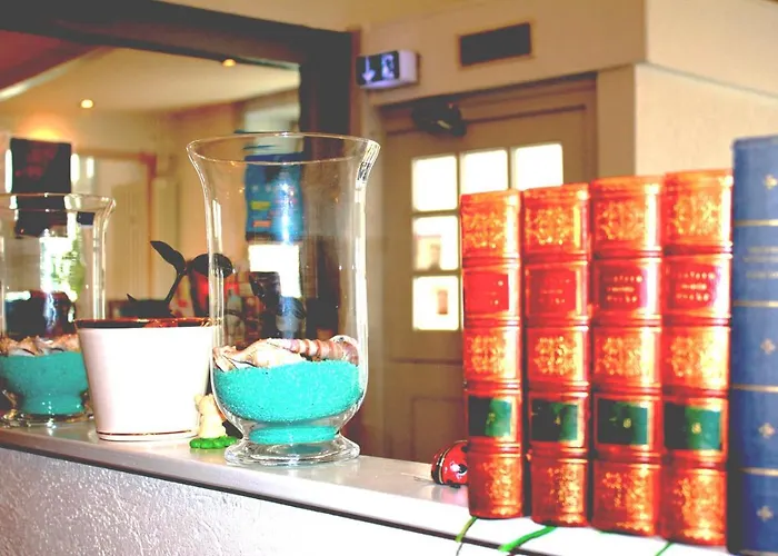 Cvjm Am Dom Hotel 2*