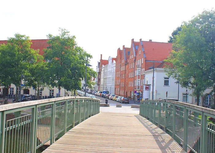 ホテル Cvjm Am Dom リューベック