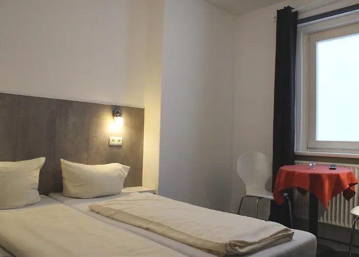 ホテル Cvjm Am Dom 2*