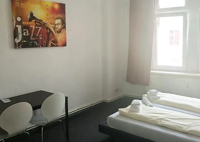 Отель Cvjm Am Dom Любек